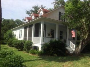 123 Willow Point Rd, Beaufort, SC 29906