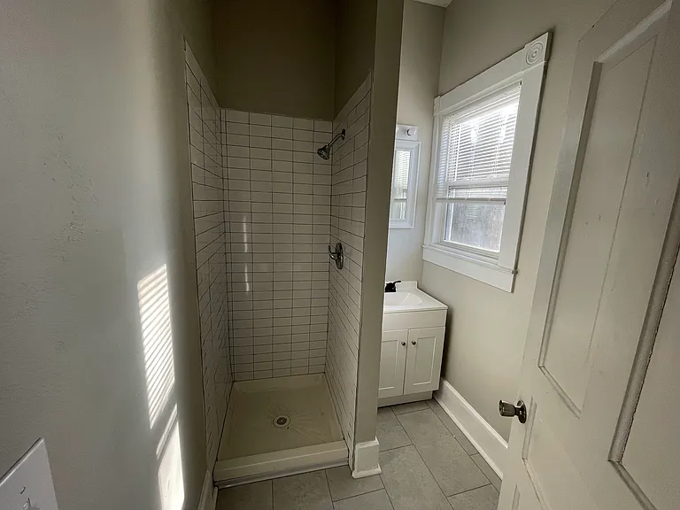 4015 Rookwood Ave — Photo 19