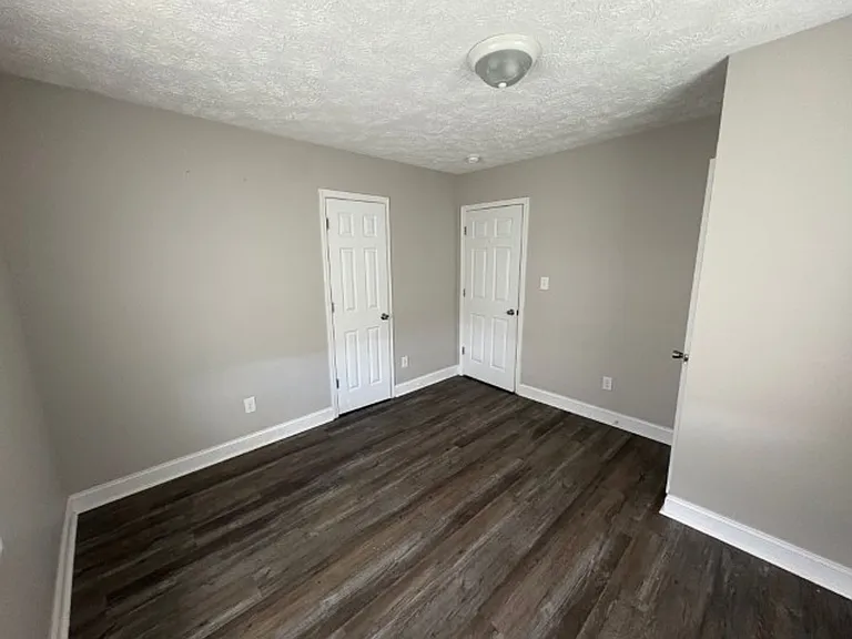 3243 Chandler St — Photo 9