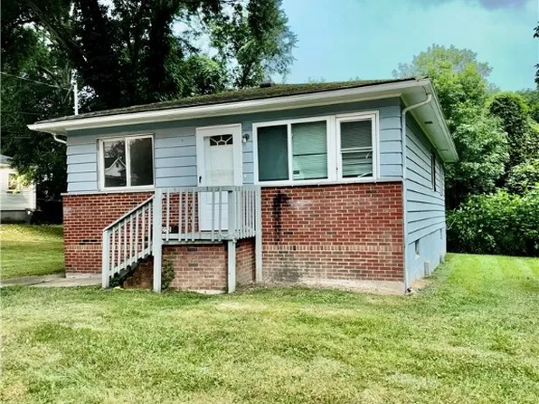 1052 Yukon Ave, Akron, OH 44320