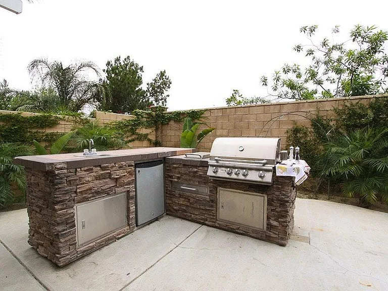 12638 Dairy St — Photo 17