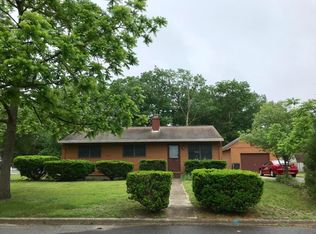 39 Newman Dr, Toms River, NJ 08755