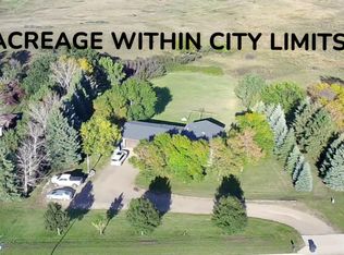 4204 Old Red Trl NW, Mandan, ND 58554