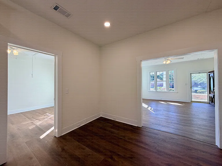 Flex Space/Dining Area/ Living Room