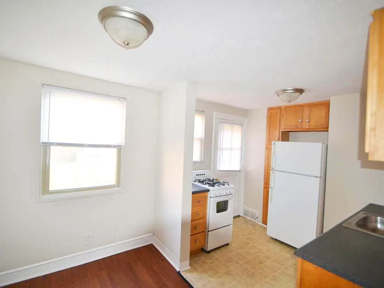 Mulberry Apartments — Photo 6