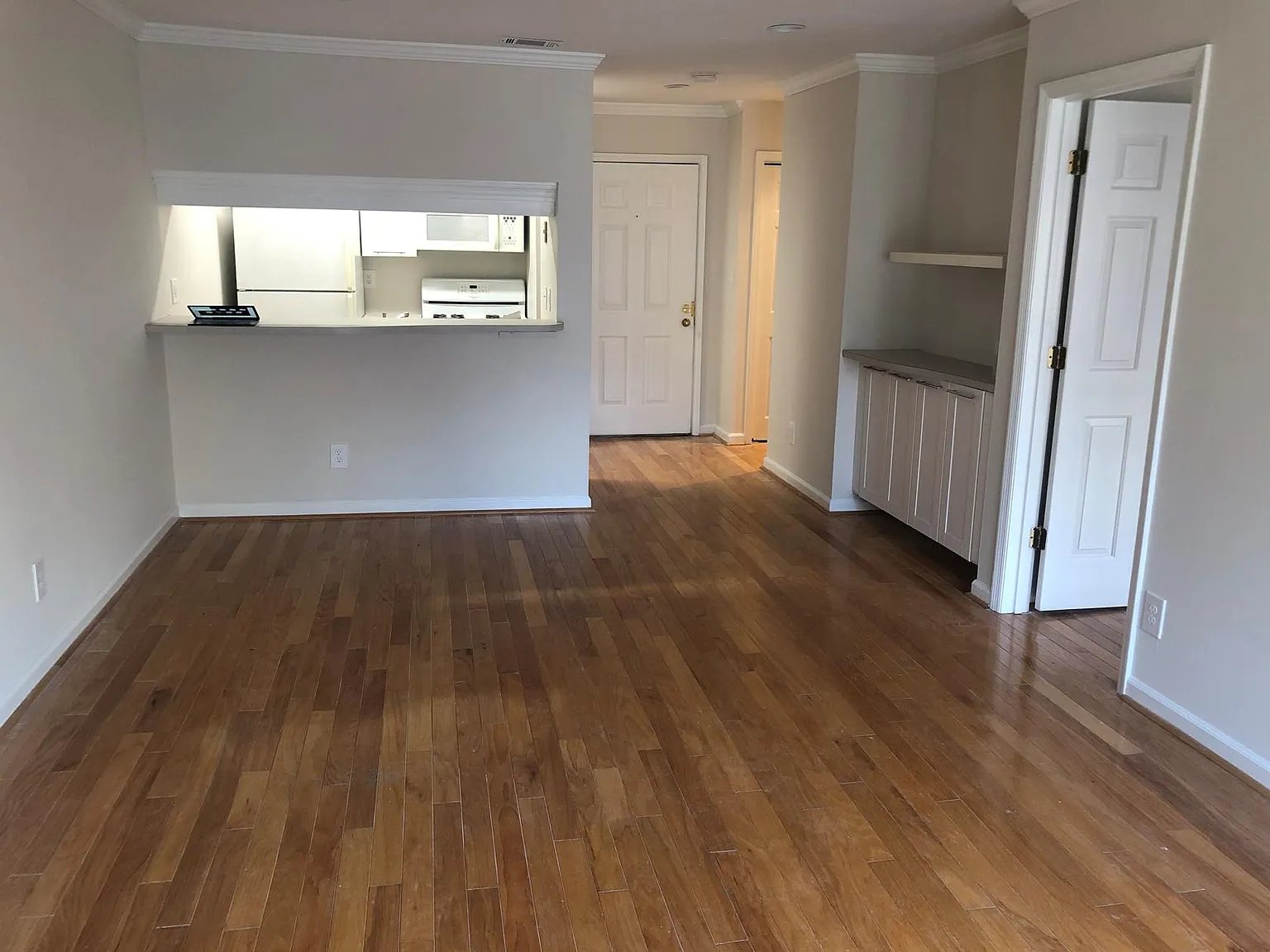 1 bed, 680 sqft, $1,750 — Photo 4