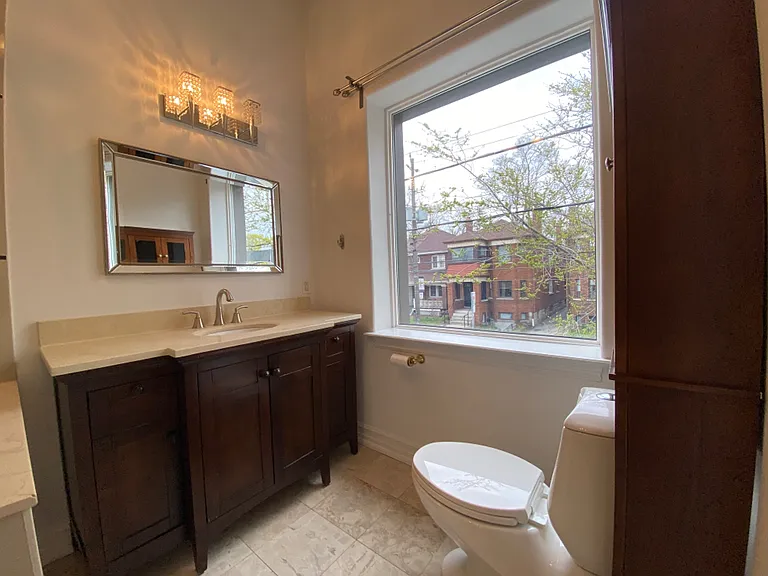 385 Jane St #UPPER FRONT — Photo 13