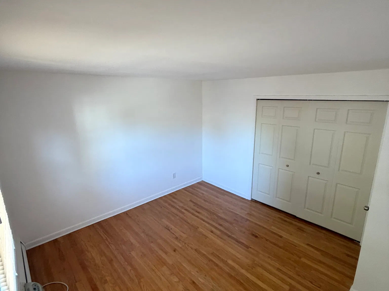 2 bed, 900 sqft, $1,500 — Photo 4