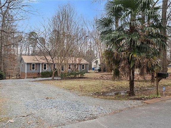 5th image of 5015 Renville Dr