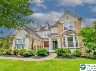 780 Ramblewood Dr, Easton, PA 18040