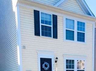 212 Kingsbury Ct, Fairmont, WV 26554