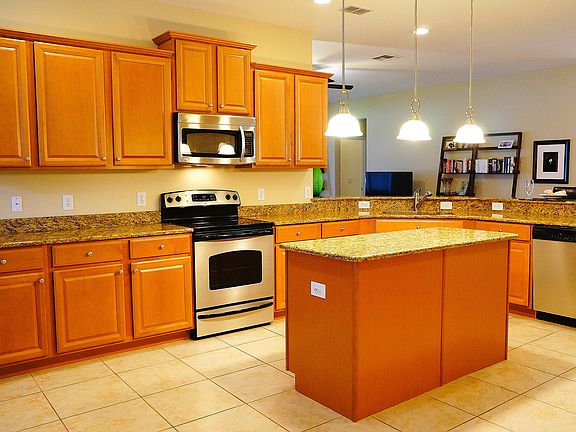 5th image of 2323 Crosston Cir