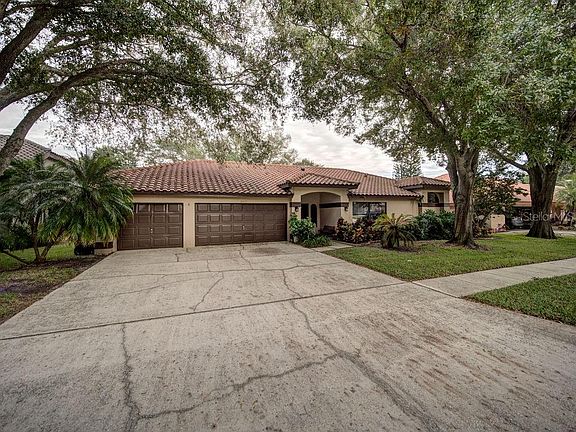 2nd image of 2417 Parkstream Ave
