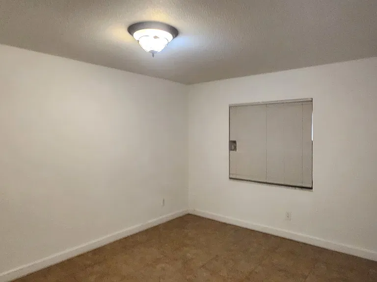 7028 SW 38th Ct #V — Photo 7
