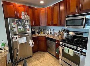 2544 Crescent St APT 2C, Astoria, NY 11102