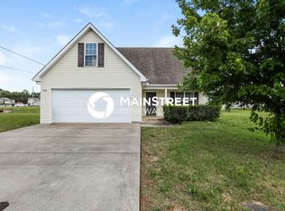 1416 Journey Dr, Murfreesboro, TN 37130