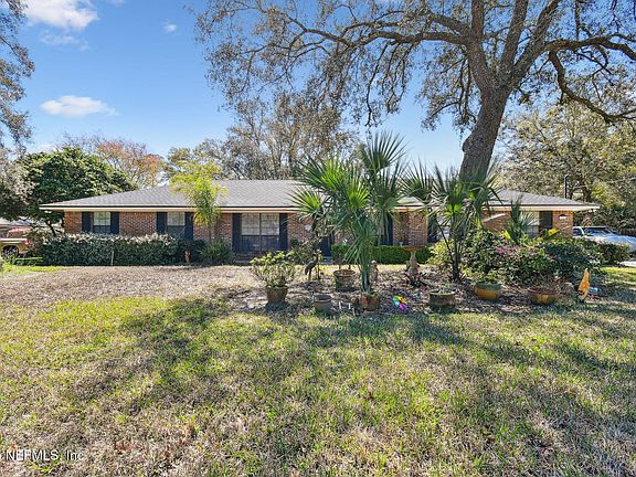 3rd image of 1758 PITCH PINE Avenue
