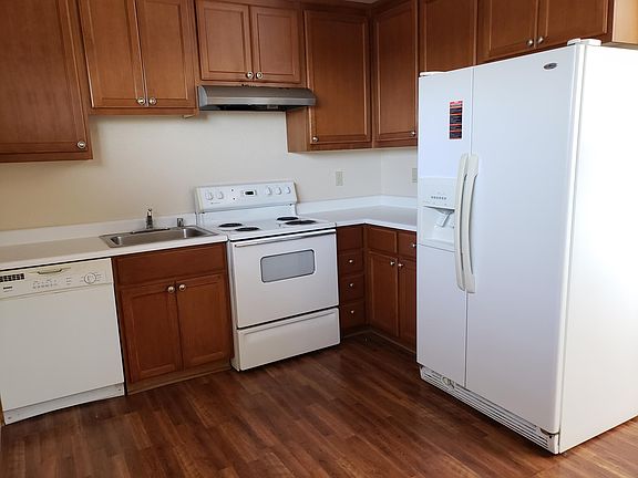 5th image of 725 Pope Dr #D