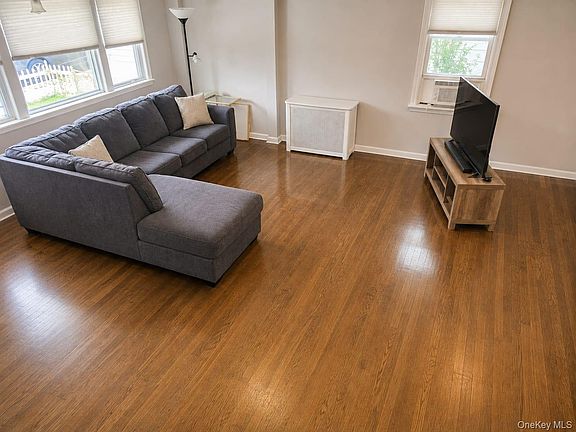 4th image of 485 5th Avenue