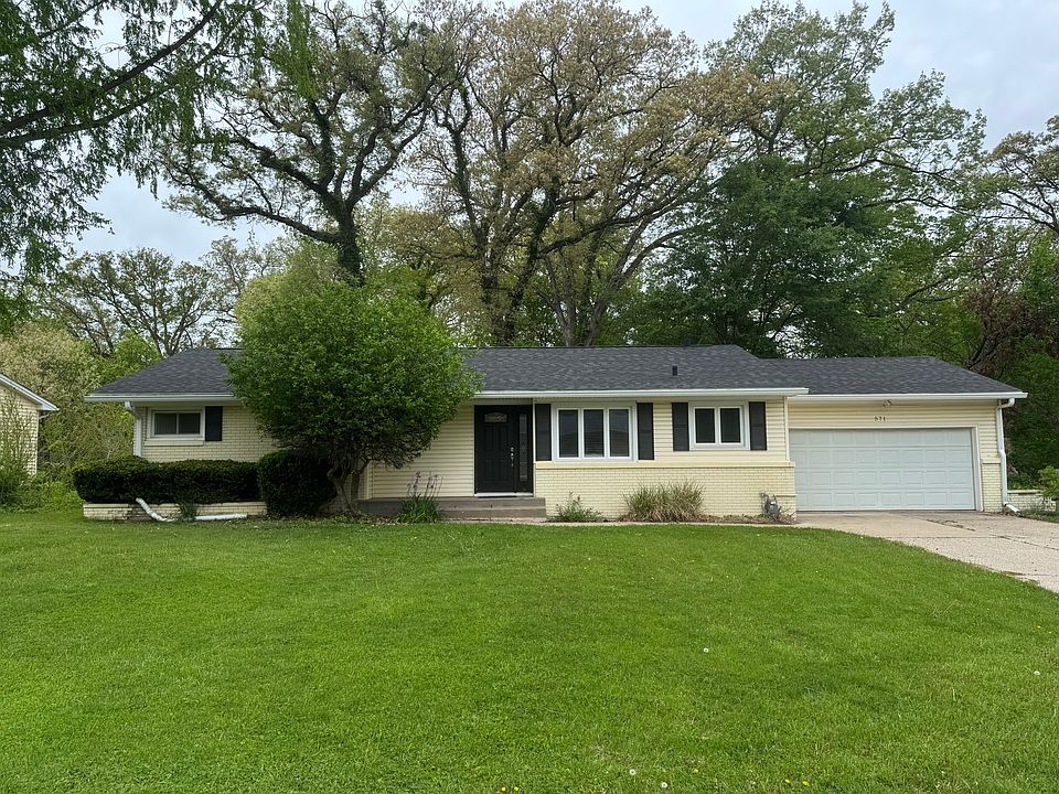 1st image of 571 26th Avenue Ct