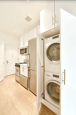 Rented by REAL New York | media 3