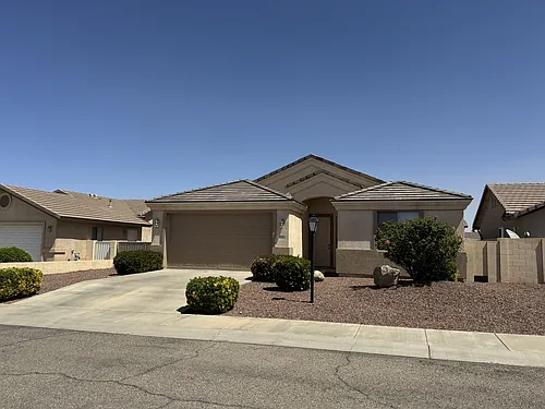 4263 E Medicine Bend Rd Photo 1