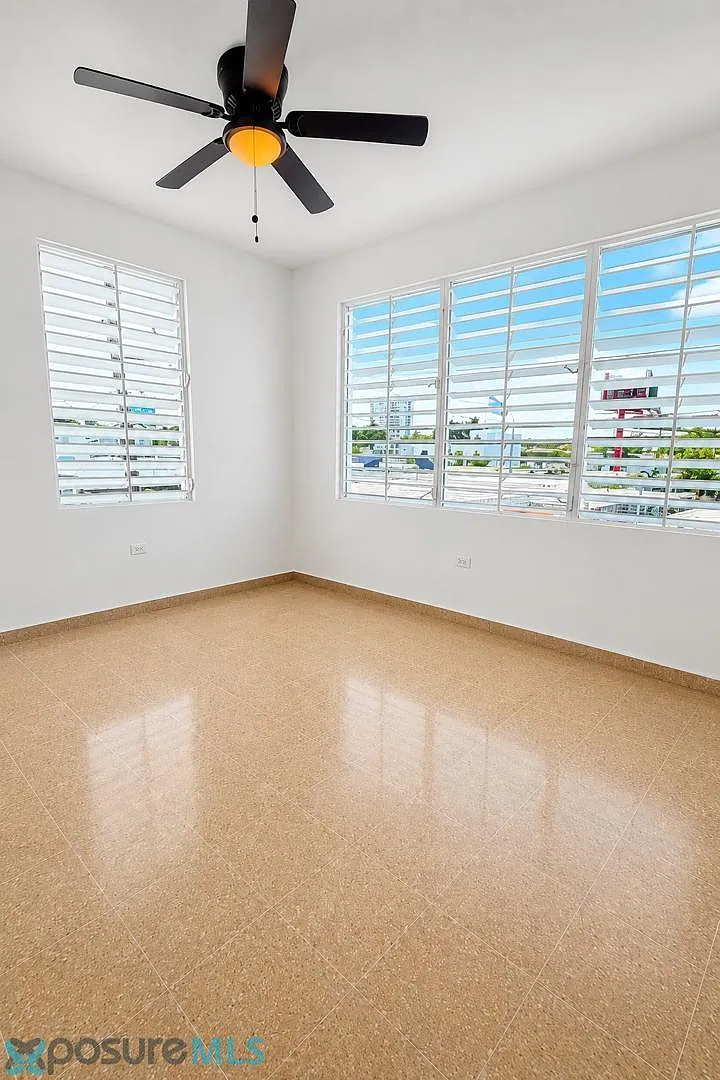 3 bed, 1.0 bath, 1205 sqft, $1,750 — Photo 4
