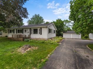 2203 Philo Rd, Urbana, IL 61802