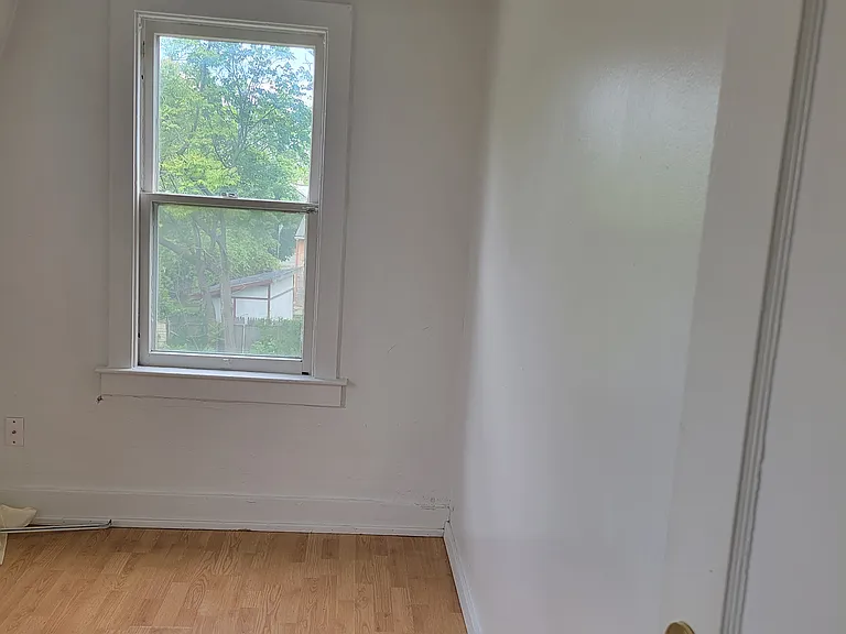 193 Beach St — Photo 12