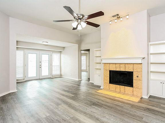 4th image of 2716 Wild Grove Ln