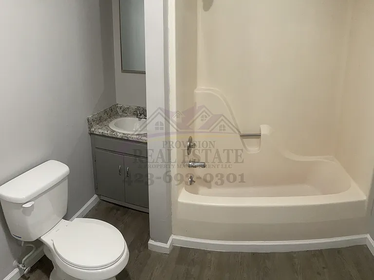 925 Lowery St NE — Photo 10