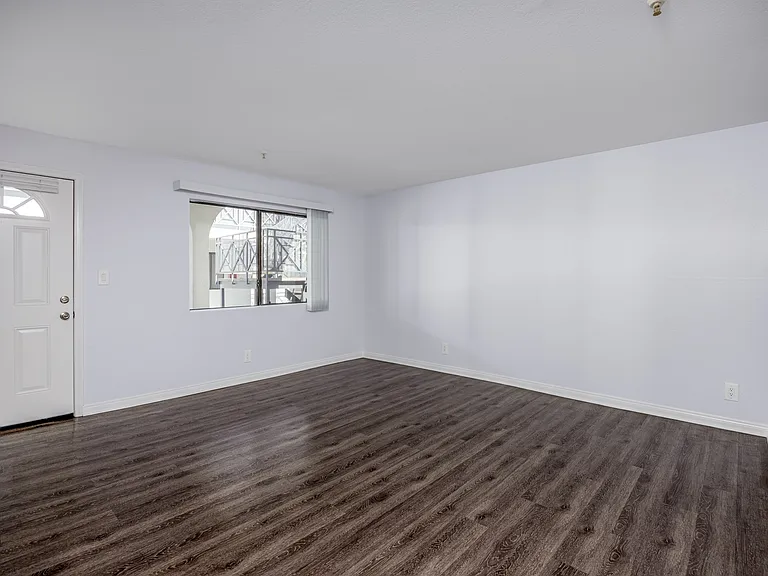 Lemoli Apartments — Photo 9