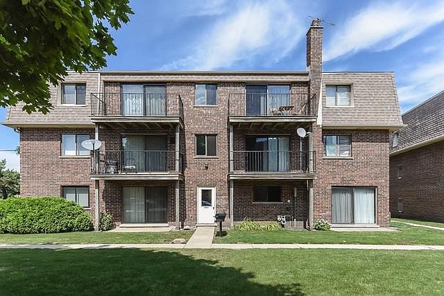 1st image of 1472 Carol Ct APT 3A