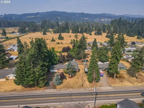 78030 S 6th St, Cottage Grove, OR 97424