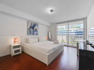 1200 Brickell Bay Dr APT 1720, Miami, FL 33131