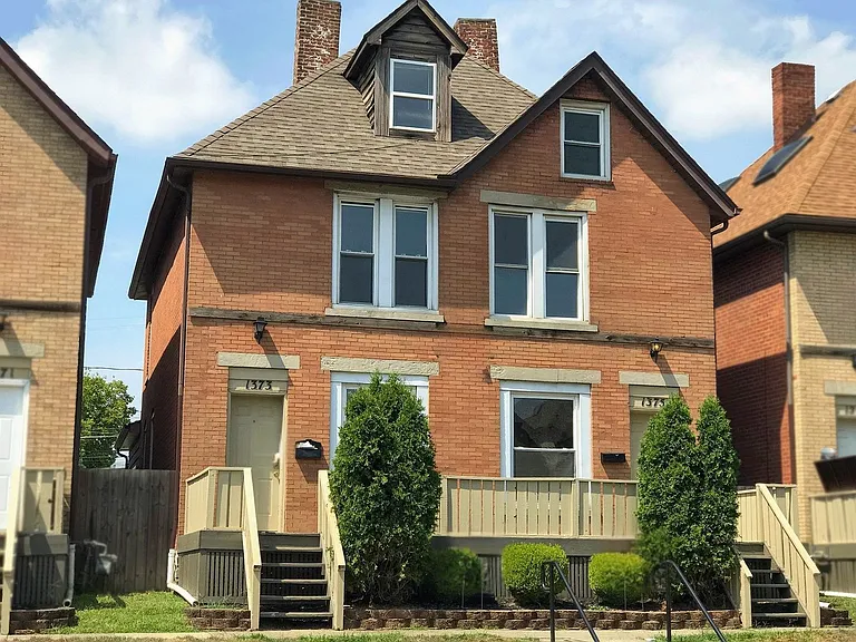 1373 Indianola Ave — Photo 8