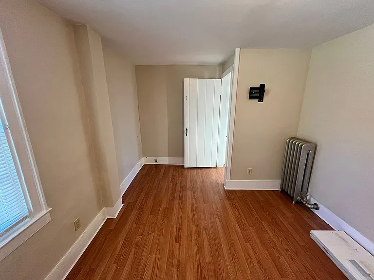 33 South Main Street — Photo 13