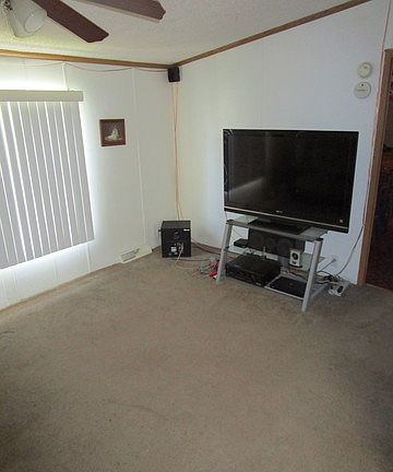 3rd image of 300 E Spencer St Lot 67