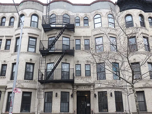 Rented by Rennit Inc. | media 26