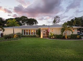 8888 Merrimoor Blvd, Seminole, FL 33777