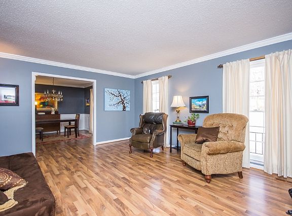 3rd image of 3570 Deerfield Dr