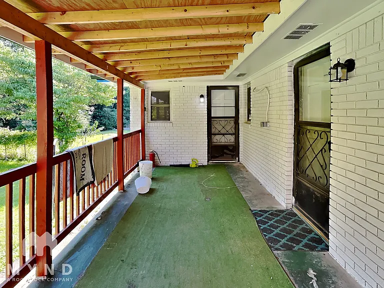 1429 Vesta Ave #LEFT A — Photo 12