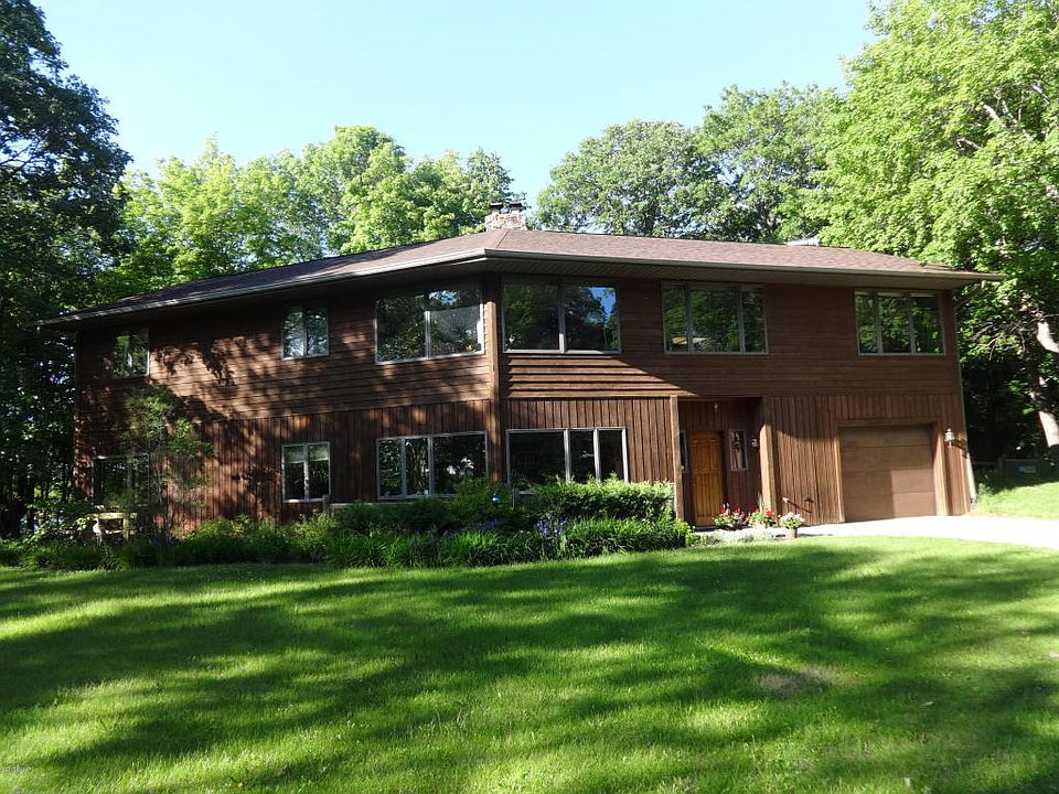 1st image of 2500 County Road 22 NW