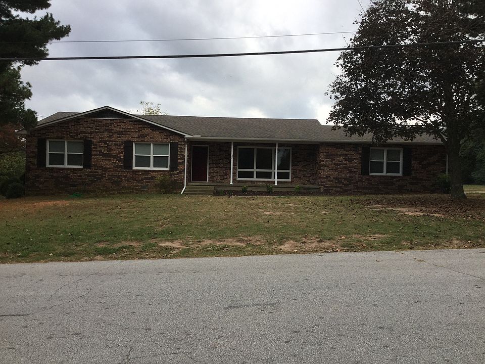 1122 W Newman, Harrison, AR