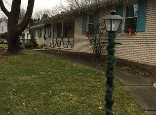 224 Applewood Dr, Easton, PA 18045