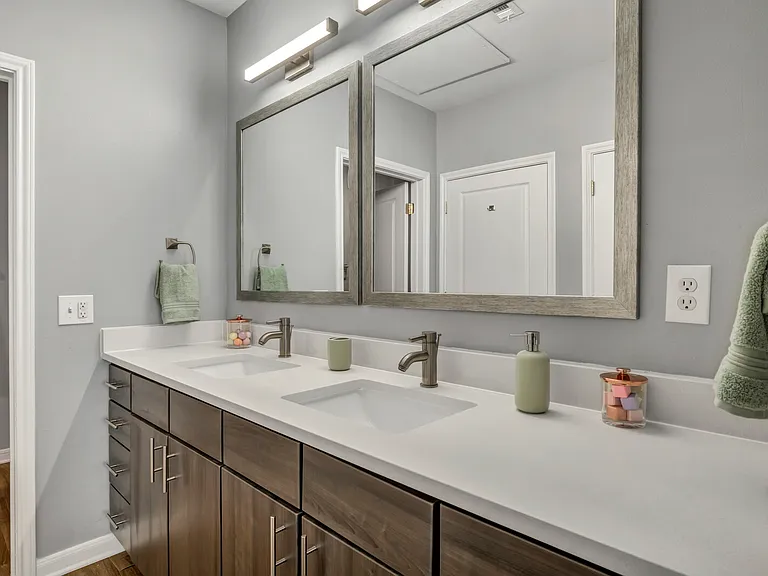 The Quarters Grayson House (Student Housing - Rent by the Bed) — Photo 64