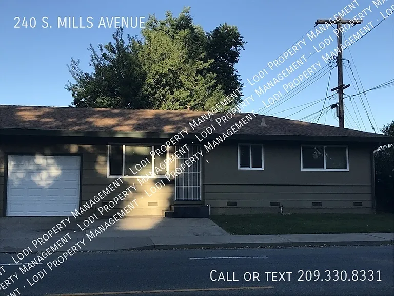 240 S Mills Ave — Photo 2