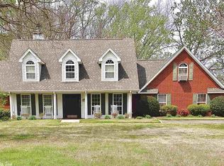 2311 Lakehall Rd, Lake Village, AR 71653