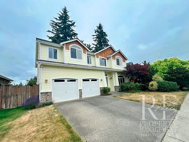 18128 Mount Walker Dr NE — Photo 2
