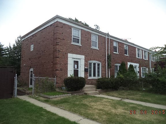 3rd image of 6365 S Lockwood Ave #6365